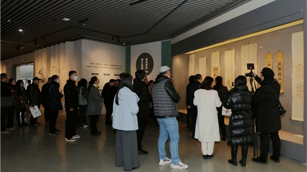 白蕉书画艺术特展在金山博物馆开幕 多件实物和书画真迹系首次展出