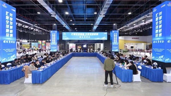 助推上海服务业高质量发展，这场媒体座谈会在虹桥品汇举行