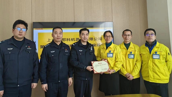 高新企业纷纷抛来橄榄枝 这位民警有了“新身份”