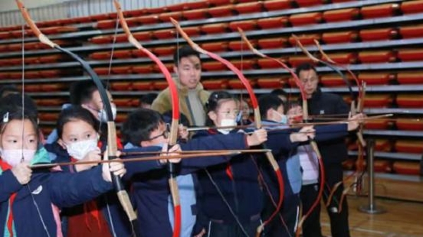 在射箭游戏中学习中华传统文化