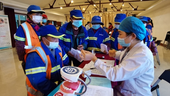 打造党建公益品牌矩阵 沪东新村街道绿谷沪东医院党支部努力破解就医的难点堵点问题