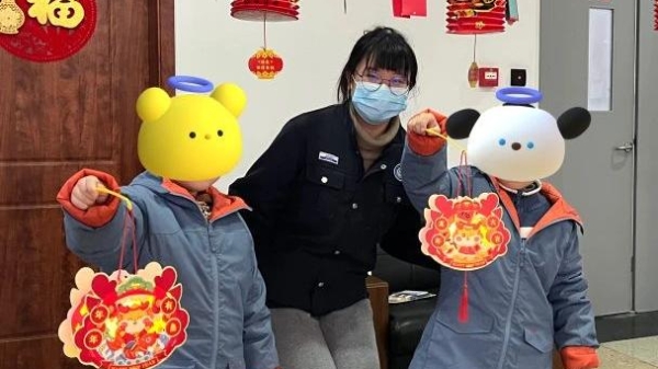 来自天南海北的他们，昨晚在杨浦救助站一起吃了一碗热腾腾的汤圆