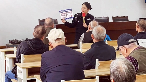 致敬了不起的“她们”：用心用情撑起平安“半边天”