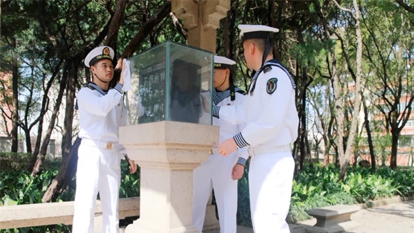 不朽的英魂 永恒的崇敬——上海才众志愿服务队守护邹容烈士墓的故事