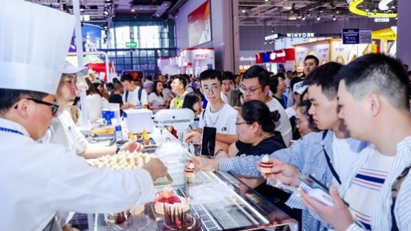 2024中国国际焙烤展在沪开幕  创新技术、融合新品都能在这里找到