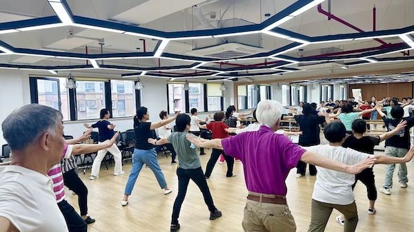 宝山高境：丰富银龄生活，打造老年人“幸福驿站”