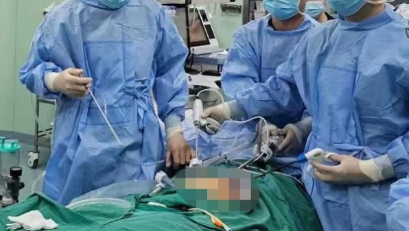 血透患者又遇恶性肿瘤，上海四院为两位七旬老伯成功实施前列腺癌根治术