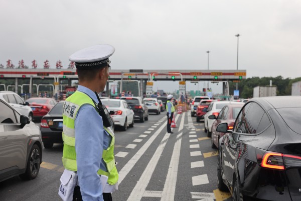 平安端午，顺利高考：浦东警方做好“双重”守护