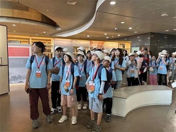 莎车县60名师生奔赴上海，开启国学文化交流之旅