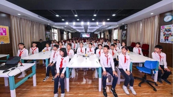 用好时政素材 拓宽思政宽度——小学道德与法治学科教研活动在虹口区第三中心小学举行