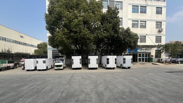 单车日送1500票，每单成本仅0.1元，菜鸟公开道路无人车来了