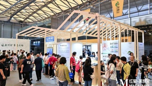 回应老年群体关切，沪上一批商业体将启动建设老年友好商场标杆项目