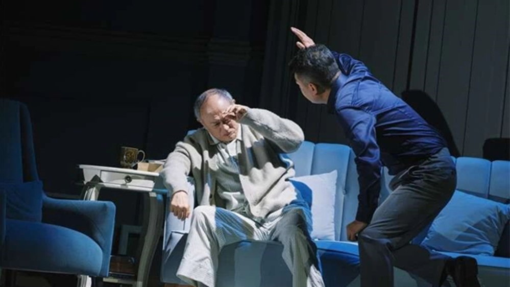 新民艺评丨黄丽珈：不再被困住的《父亲》和我们