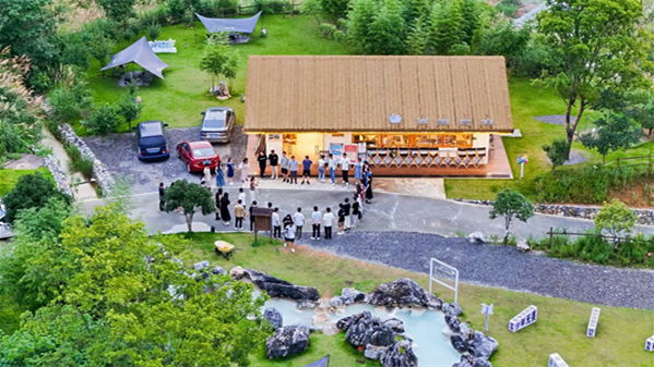 七夕会·时尚 | 朱华丽：去路里坑追一个梦