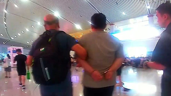 男子骗走前女友近180万元后称：“你就当认识了个人渣”