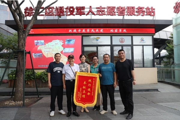 寻战友十余年，连长急！重欢聚用7天，老兵喜！