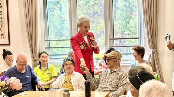 关爱老兵铭记历史，杨浦长海社区举办这一公益活动