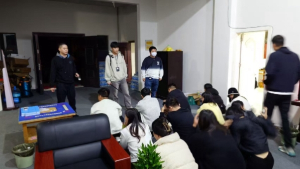 这个中秋，他们为何在异地“流浪”？