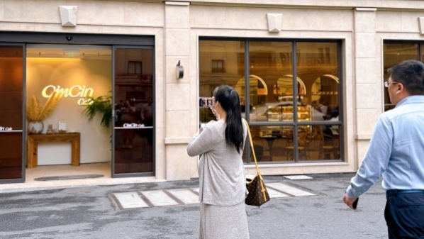 一妇婴咖啡店意外“出圈”引来公众议论纷纷 医院成网红“打卡地”考验管理智慧