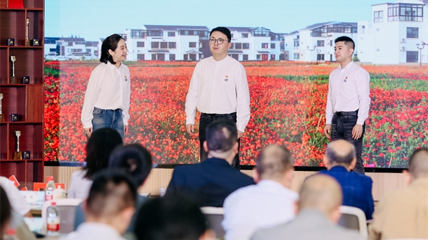 百姓名嘴个个出彩！松江区“党的二十届三中全会精神我来讲”主题宣讲暨“百姓名嘴”选拔赛总结汇报会举行