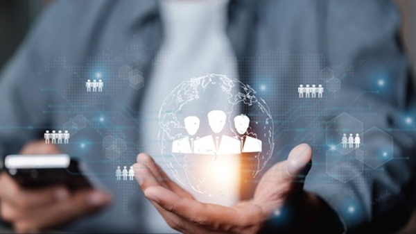 “乐业上海优+”推出165场就业服务活动