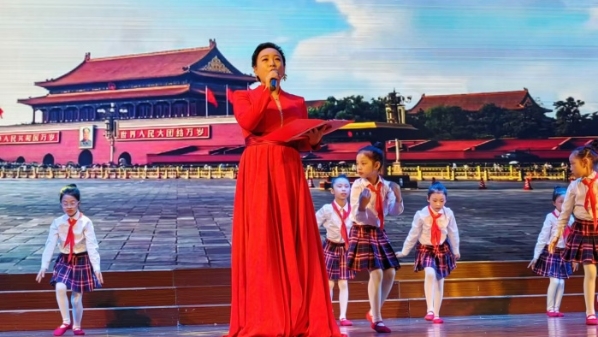 《扬帆起航 赓续辉煌》专场展演送入“桔乡”