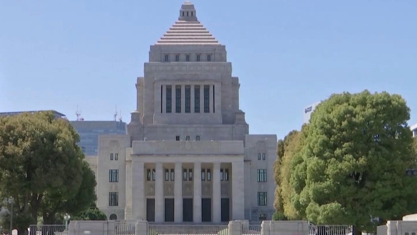 石破茂在日本参议院首相指名选举投票中胜出