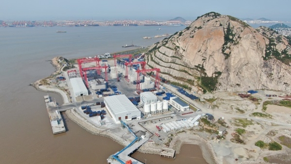 大洋山海工基地一期建设完成 为小洋山北作业区量身定制“大圆桶”
