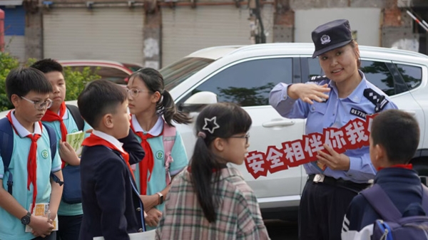 独家述评｜上好“小朋友”的法治课