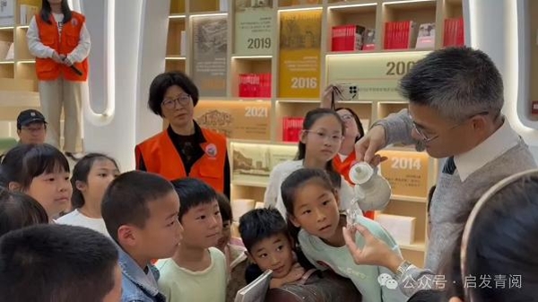 家校社协同，“启阅童年”为社区定制适合儿童青少年的公益阅读活动