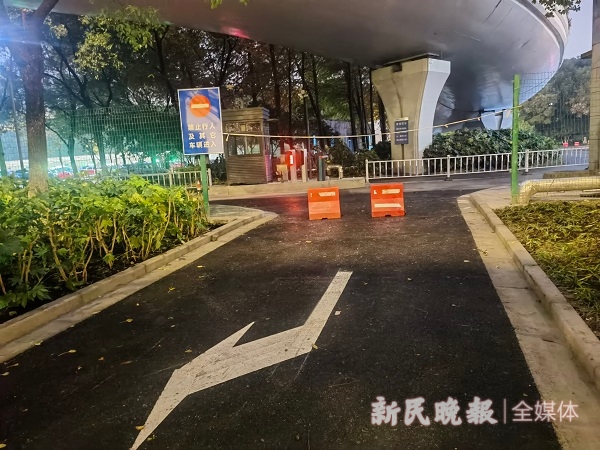标识牌已竖闸机杆已设 出租车将可在虹桥枢纽“短途返场”