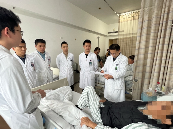 罕见小肠腺癌诊疗一波三折 微创手术让患者绝处逢生