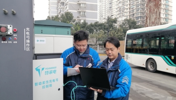 行动在“冷空气”之前，为露天充电桩做“体检”